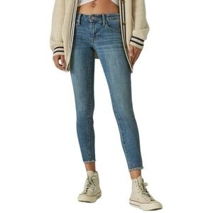 Lucky Brand Cropped Jeans Low Rise Medium Blue Wash Lolita Capri